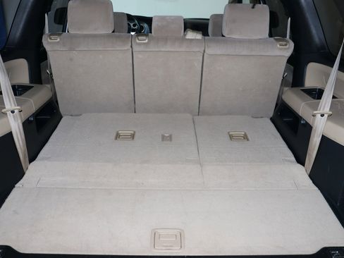 Used 2014 Toyota Sequoia SR5 RWD image 19