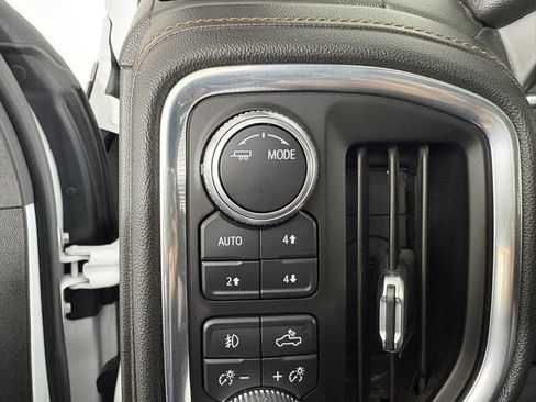 Used 2020 GMC Sierra 2500 AT4 w/ AT4 Premium Package image 20