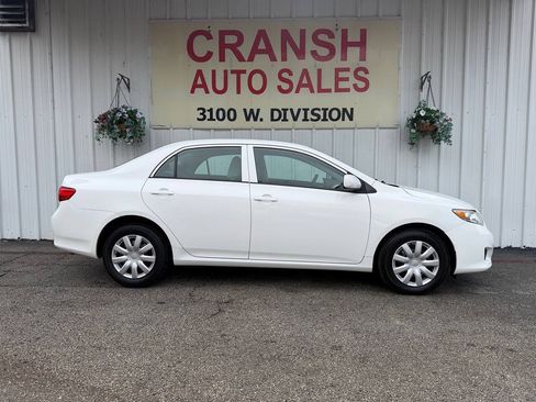 Used 2010 Toyota Corolla LE w/ LE EVP Pkg #1 FWD image 5