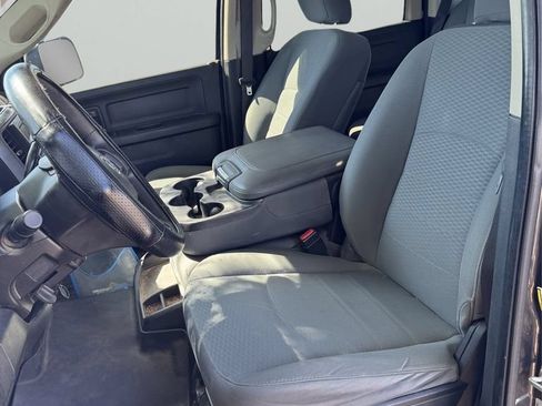 Used 2017 RAM 2500 Tradesman w/ Chrome Appearance Group AWD/4WD image 10
