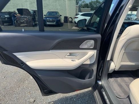 Used 2020 Mercedes-Benz GLE 350 4MATIC image 25
