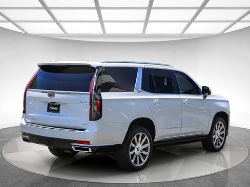 Used 2024 Cadillac Escalade Premium Luxury Platinum w/ LPO, Floor Liner Package AWD/4WD image 4