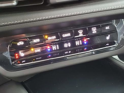 Certified 2023 Buick Envision Preferred image 21