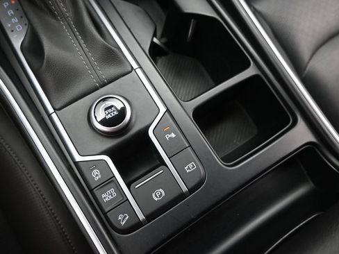 Used 2024 Kia Sorento S FWD image 33