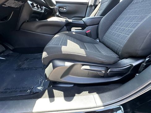 Used 2024 Honda HR-V LX image 20