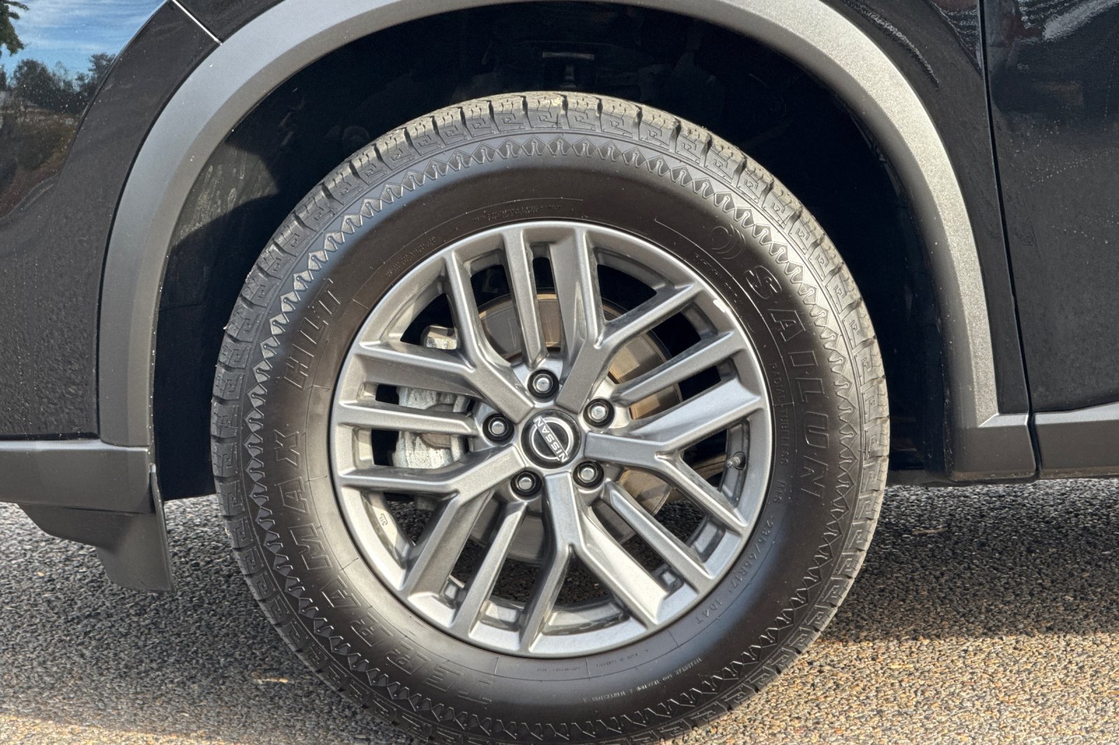Used 2024 Nissan Rogue S FWD image 26
