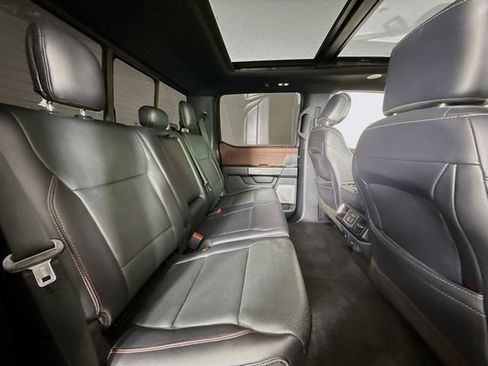 Used 2021 Ford F150 Lariat w/ Equipment Group 502A High image 28