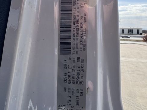 Used 2018 Jeep Wrangler Unlimited Sahara image 31