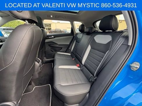 Certified 2023 Volkswagen Taos SEL AWD/4WD image 11
