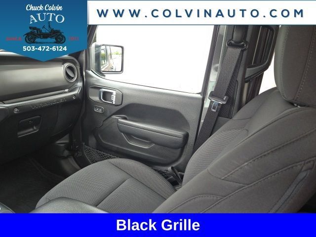 Used 2023 Jeep Wrangler Unlimited w/ Cold Weather Group AWD/4WD image 26