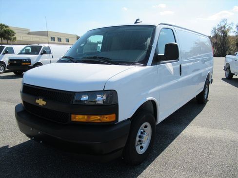 New 2026 Chevrolet Express 2500 Extended image 3