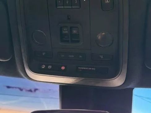 Used 2019 Cadillac XTS Platinum FWD image 44