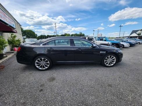 Used 2013 Ford Taurus Limited FWD image 8