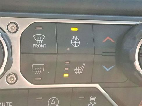 Certified 2020 Jeep Wrangler Unlimited Sport S image 24