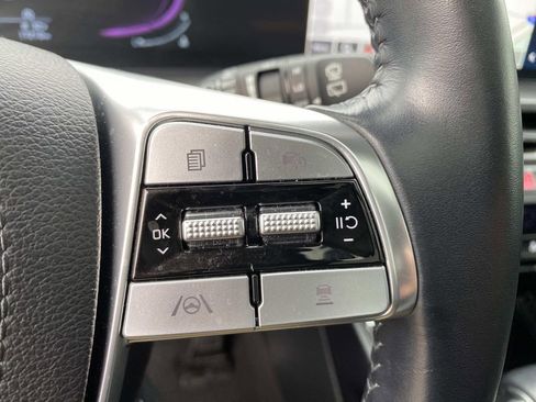 Used 2024 Kia Telluride S w/ S Sunroof Package image 18