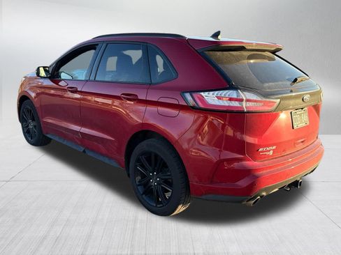 Used 2020 Ford Edge ST-Line w/ Cold Weather Package image 8