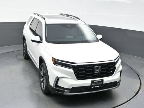 Used 2023 Honda Pilot Elite image 36