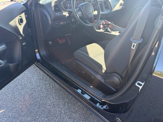 Used 2023 Dodge Challenger GT RWD image 5