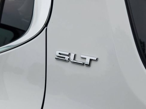 Used 2019 GMC Acadia SLT AWD/4WD image 35