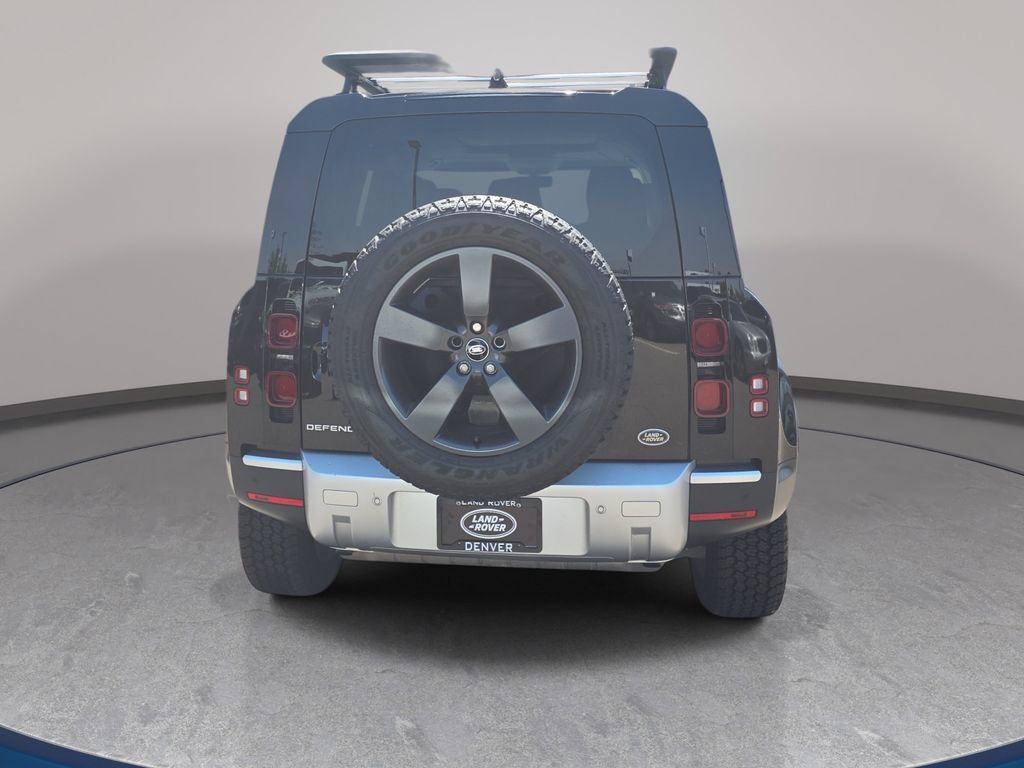 Used 2022 Land Rover Defender 110 S AWD/4WD image 7