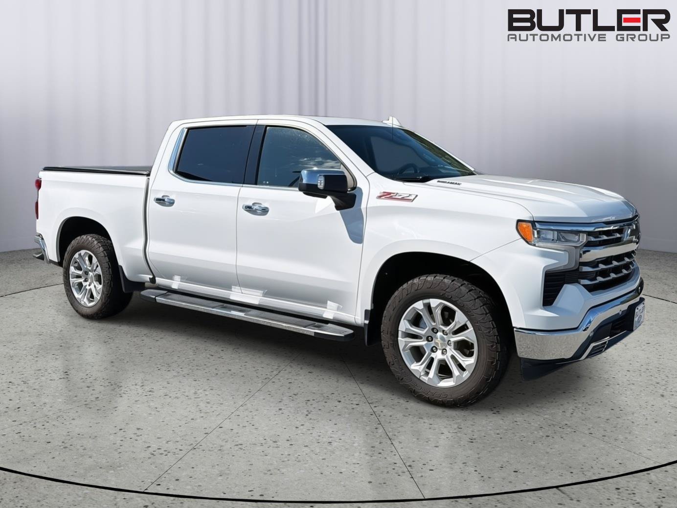 Used 2023 Chevrolet Silverado 1500 LTZ AWD/4WD image 7