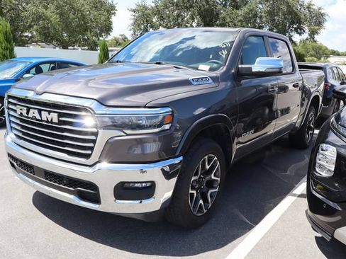 Used 2026 RAM 1500 Laramie AWD/4WD image 4