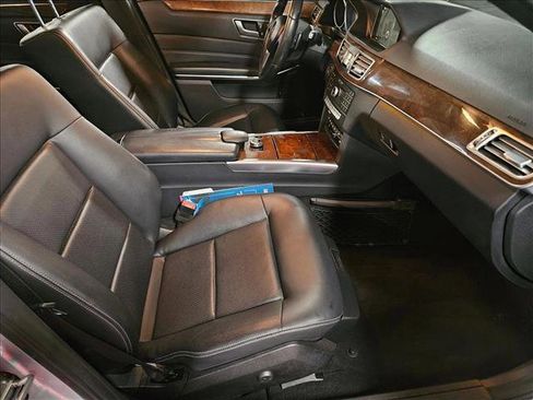 Used 2016 Mercedes-Benz E 350 Sedan image 22