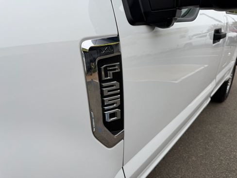 Used 2019 Ford F250 XL w/ XL Value Package RWD image 9