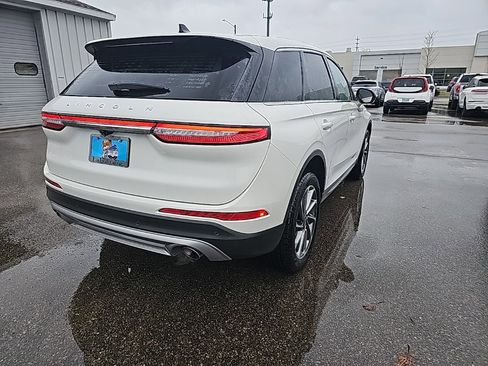 Used 2024 Lincoln Corsair AWD w/ Equipment Group 101A image 5