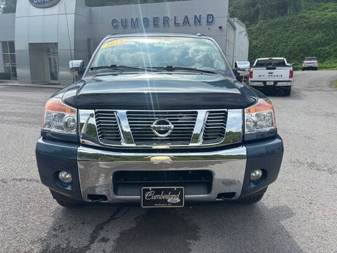 Used 2013 Nissan Titan SV w/ SV Value Truck Pkg AWD/4WD image 8