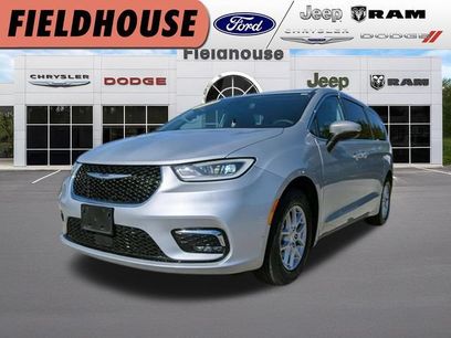 Used 2023 Chrysler Pacifica Touring-L