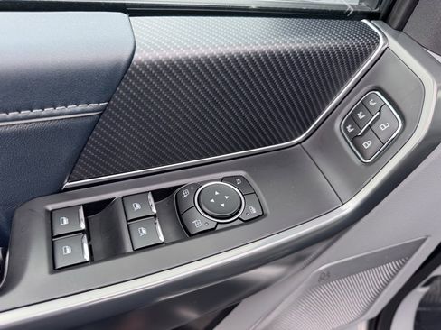 Used 2023 Ford F150 Limited image 31