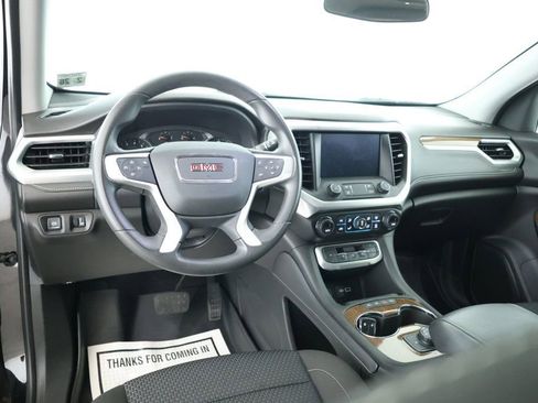 Used 2021 GMC Acadia SLE image 10