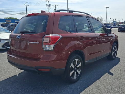 Used 2018 Subaru Forester 2.5i w/ Alloy Wheel Package AWD/4WD image 4