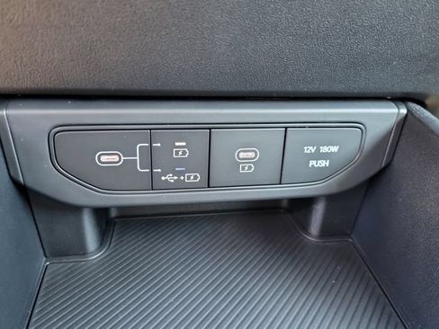 Used 2025 Kia K4 FWD image 30