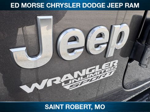 Used 2018 Jeep Wrangler Unlimited Sport S image 9