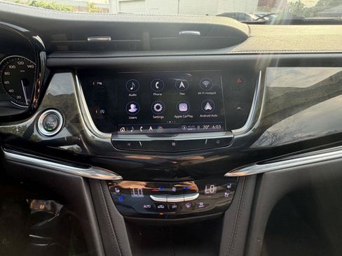 Used 2021 Cadillac XT6 Premium Luxury AWD/4WD image 19