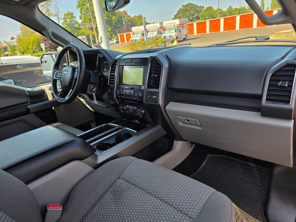 Used 2017 Ford F150 XLT w/ Equipment Group 302A Luxury AWD/4WD image 24
