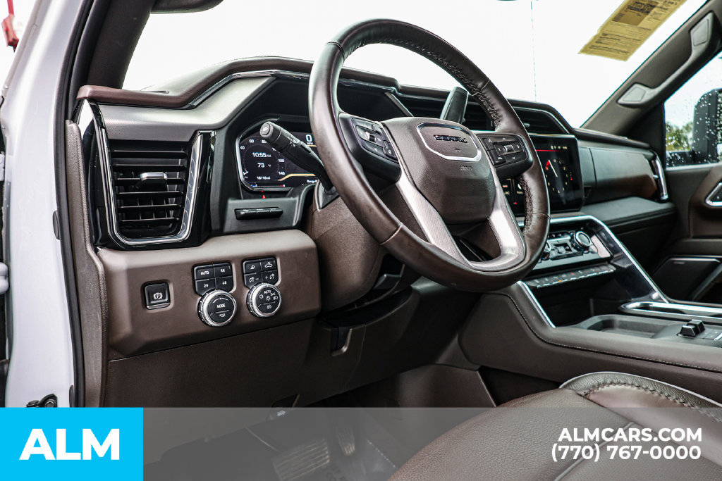Used 2025 GMC Sierra 3500 Denali w/ Technology Package AWD/4WD image 24