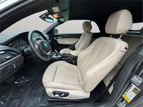 Used 2017 BMW 230i Convertible RWD image 2