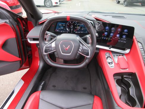 Used 2023 Chevrolet Corvette 70TH ANNIVERSARY STRINGRAY CON image 32