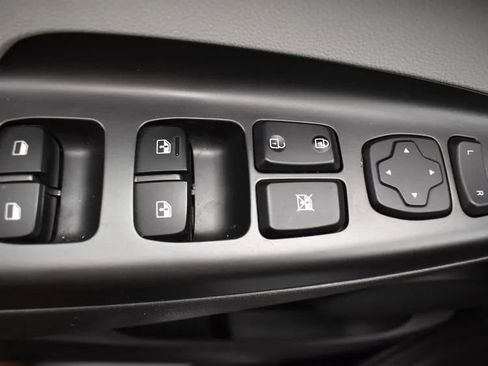 Used 2023 Hyundai Kona SEL image 21