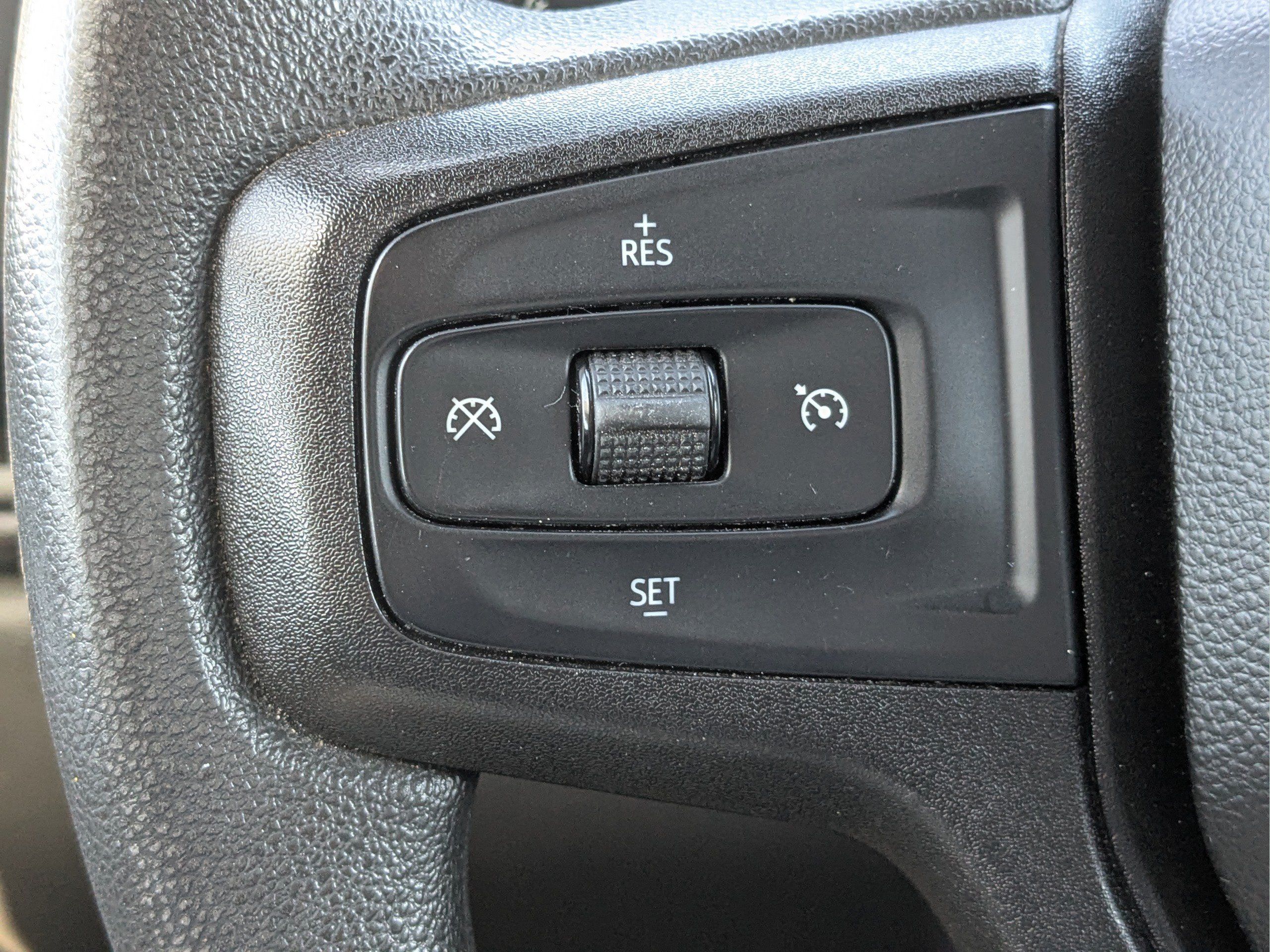Used 2021 Chevrolet Silverado 1500 Custom AWD/4WD image 22