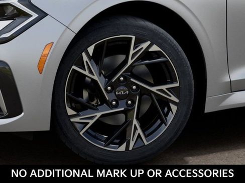 New 2026 Kia K5 GT-Line image 9