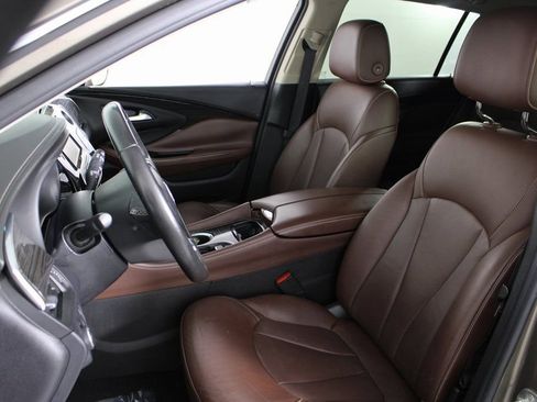 Used 2018 Buick Envision Premium image 16