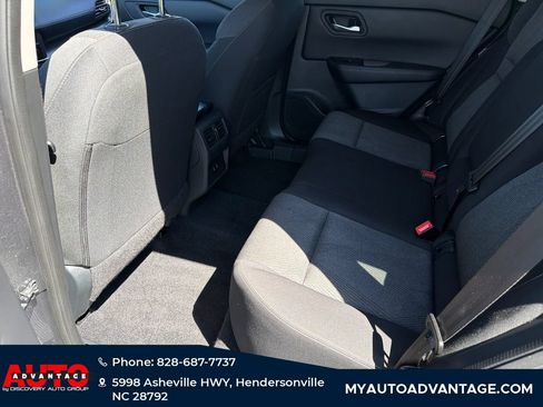 Used 2025 Nissan Rogue SV AWD/4WD image 26