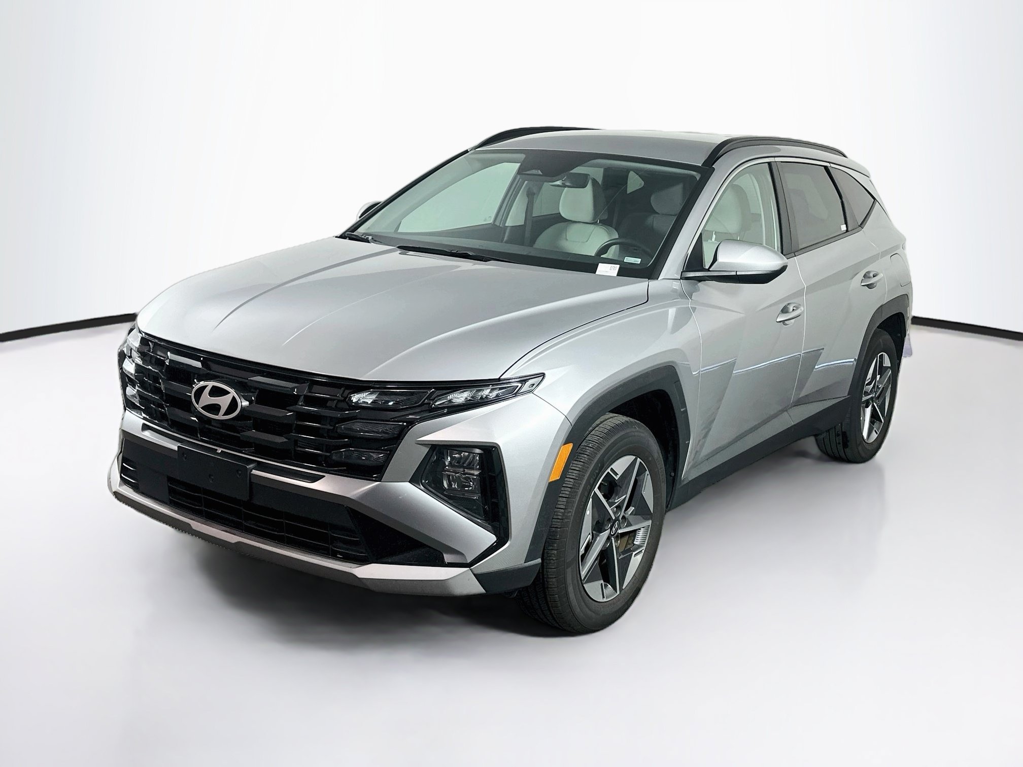 Used 2025 Hyundai Tucson SEL AWD/4WD image 3