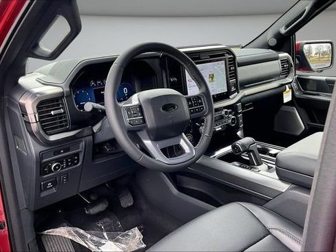 New 2025 Ford F150 Lariat w/ Equipment Group 502A High image 8