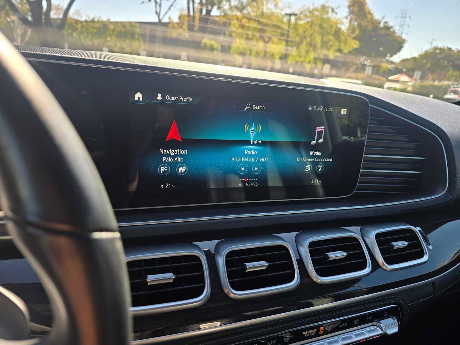 Used 2021 Mercedes-Benz GLE 450 4MATIC image 27
