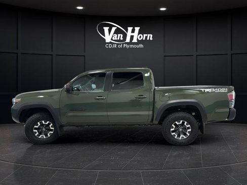 Used 2021 Toyota Tacoma TRD Off-Road AWD/4WD image 4